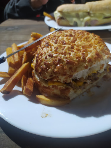 Tsunami (La Paloma) - Gastronomía y hostelería