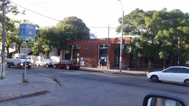 6QPF+R8F, y, Avenida José Batlle y Ordoñez & Dr Emilio Andreon, La Paz, Departamento de Canelones