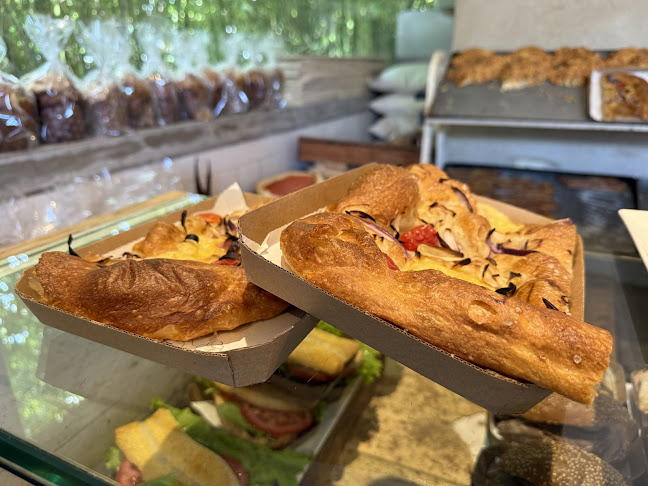 La Linda Panadería y Café - Manantiales