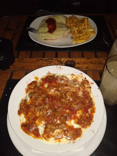 Gral. Flores 462, 70000 Col. del Sacramento, Departamento de Colonia