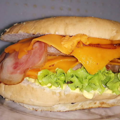 EL SABOR COLOMBIANO carrito de hamburguesa - Montevideo
