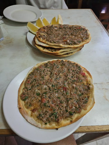 Mi Casa - Comidas Armenias - Montevideo