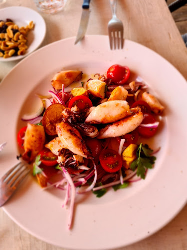 Parador del desplayado - Gastronomía y hostelería