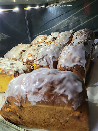 Panaderia PioliPan - Young