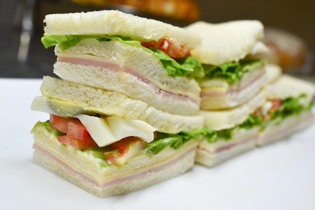 Opinii despre Panadería y Confitería La Mascota în Montevideo - Gastronomía y hostelería