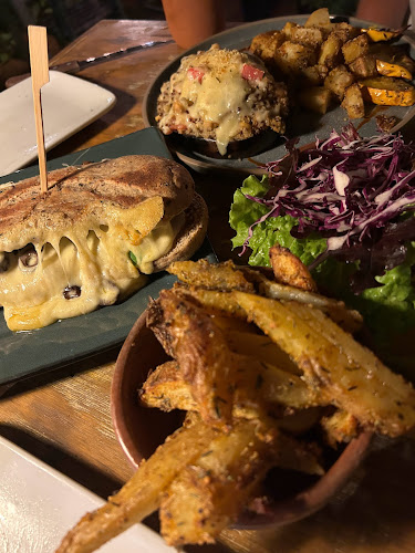 Opinii despre Raíz Cocina Saludable în Punta del Diablo - Gastronomía y hostelería