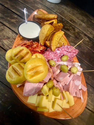 Opinii despre Aurora Food&Fashion Bistró în Paso de los Toros - Gastronomía y hostelería