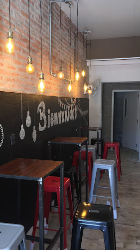 Batlle y Ordóñez 869, 90200 Las, Piedras