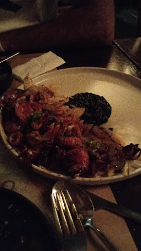 Opinii despre Es Mercat în Montevideo - Gastronomía y hostelería