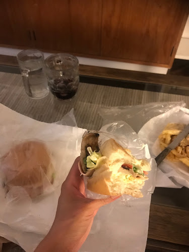 Mundo Burguer & Pizza - Gastronomía y hostelería