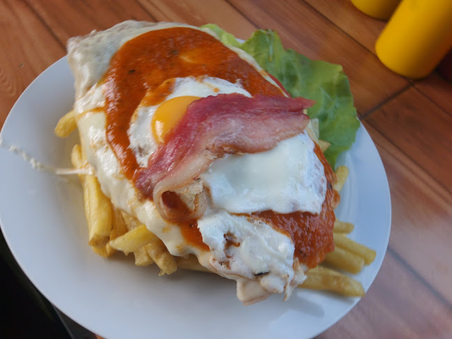 Opinii despre Lo de Raquel "Rotiseria sandwicheria pizzería y servicios de lunch" chivitería en general . în Canelones - Gastronomía y hostelería