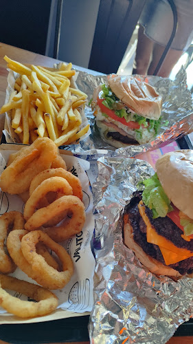 Av. Italia 3952, 11400 Montevideo, Departamento de Montevideo