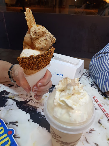 Avenida Doctor Luis Alberto de Herrera 2897 y, C. Thompson esquina, 11600 Montevideo