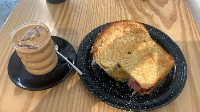 Opinii despre Idóneo Café în Montevideo - Gastronomía y hostelería