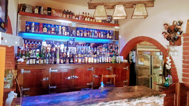 BAR Y PiZZERIA Punta De Rieles