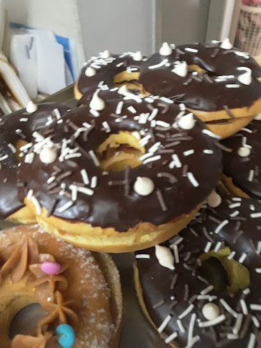 Comentarii opinii despre Panadería y Doneria Boutipan