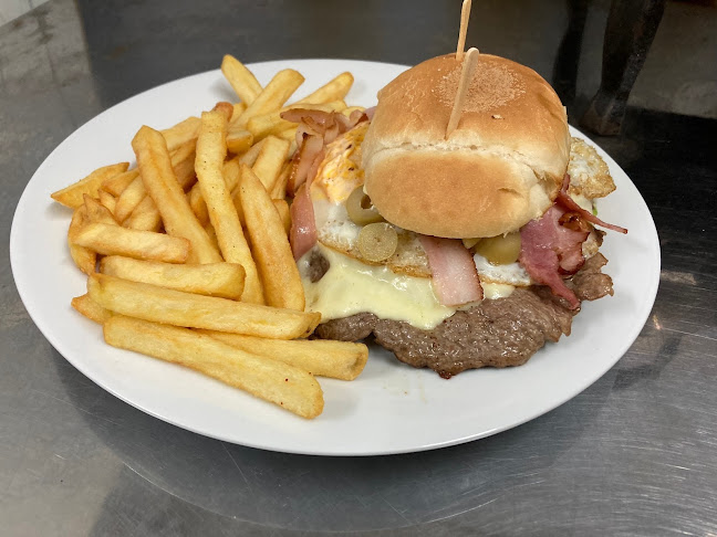 Punto Este - Rotisería - Salto