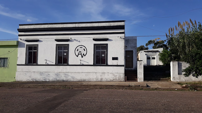 Opinii despre Club Atletico Wanders în Tacuarembó - Gastronomía y hostelería