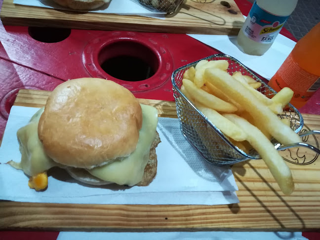 Opinii despre 1890 Sandwicheria Rosticceria în Piriápolis - Gastronomía y hostelería