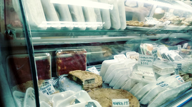 Av. Gral. Flores 2796, 11800 Montevideo, Departamento de Montevideo