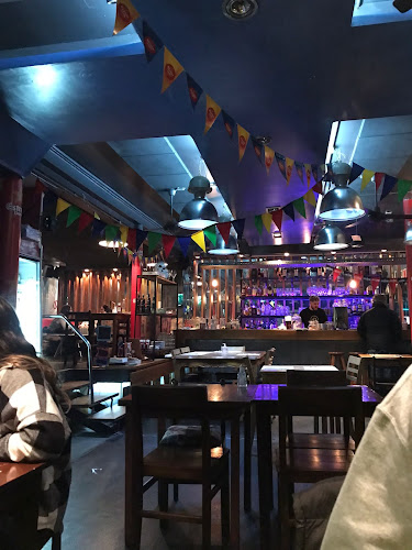 Opinii despre One Love în Montevideo - Gastronomía y hostelería