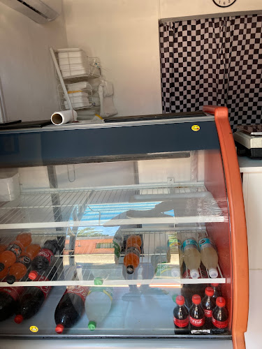 K'RICAA HAMBURGESAS Y ROTISERIA