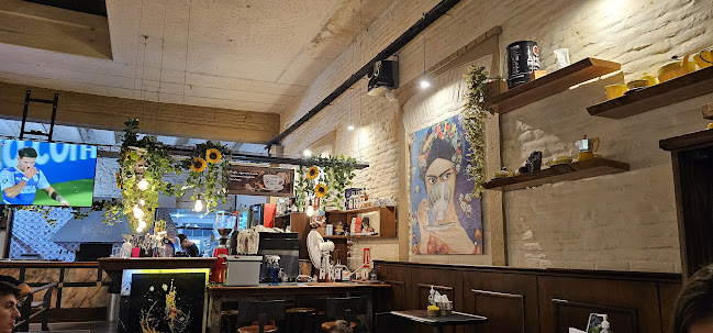 WQ3J+938, Independencia 643, 94000 Florida, Departamento de Florida