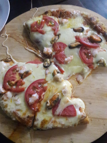 Opinii despre Pizzería Colorado 32 în Piriápolis - Gastronomía y hostelería