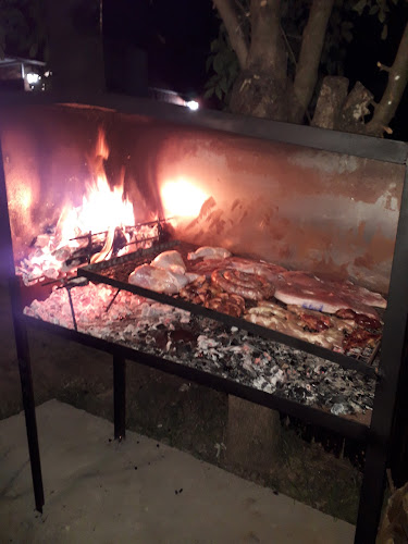 Opinii despre La cabaña parrilla în Chuy - Gastronomía y hostelería