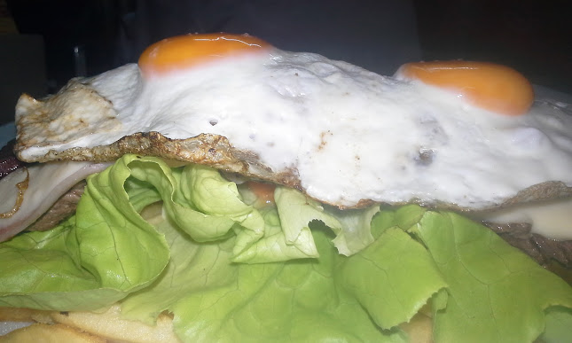 Chivitería 2 Hermanos - Gastronomía y hostelería