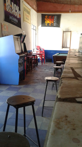 PJ54+J24, 95200 Cardal, Departamento de Florida