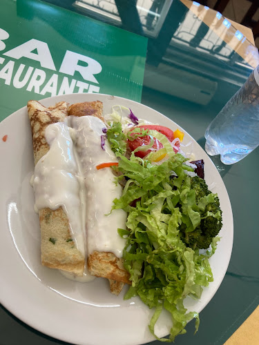 Johnnie's Bar y Restaurante