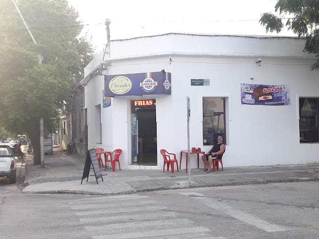 Opinii despre rox los nieto's în Treinta y Tres - Gastronomía y hostelería