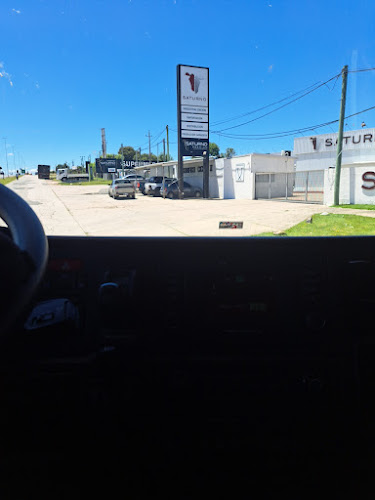 Frigorífico y Supermercado Saturno