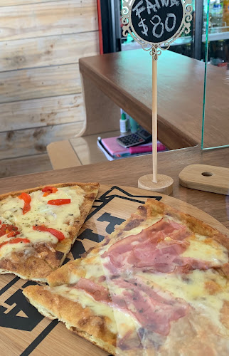 Opinii despre Pizzeria Donatello în Carmelo - Gastronomía y hostelería