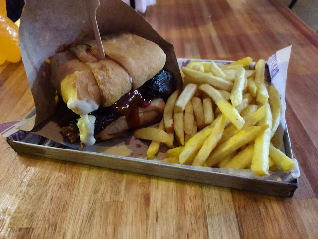 Opinii despre Harlem Montevideo în Montevideo - Gastronomía y hostelería