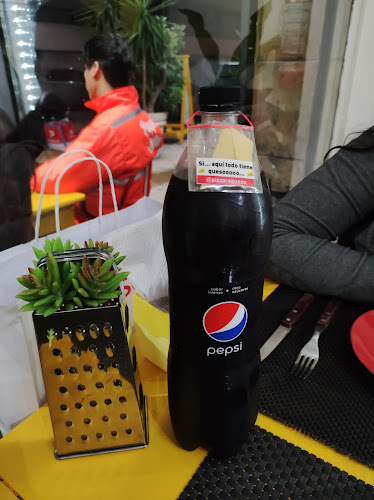 Opinii despre Requeso La Pizza con mas Queso în Montevideo - Gastronomía y hostelería