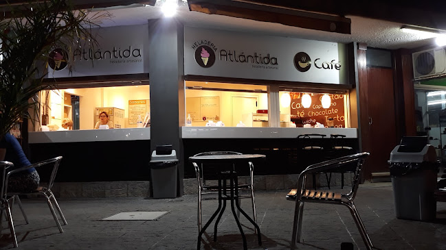 Opinii despre Heladería Artesanal y Cafetería Atlántida în Atlántida - Gastronomía y hostelería