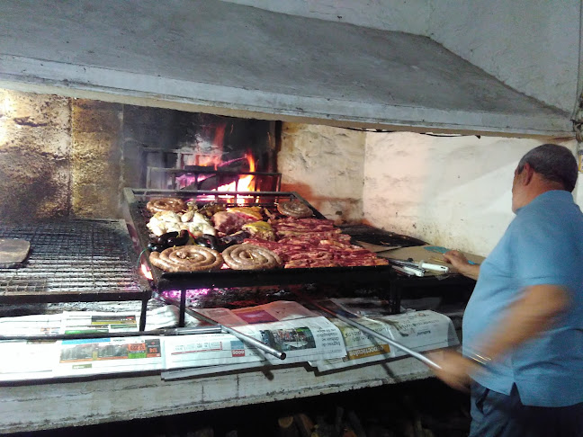 Opinii despre Parrilla Mami y Papi în Artigas - Gastronomía y hostelería