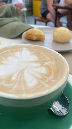 Calle 27 entre 18 y 20, 20100 Punta del Este, Departamento de Maldonado