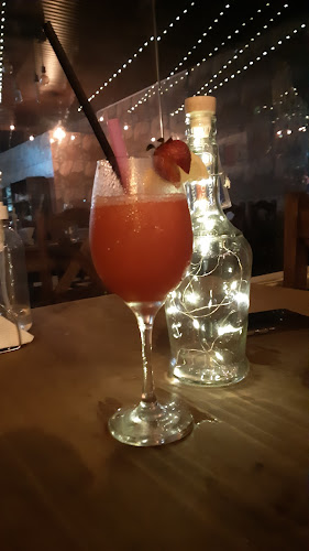 Opinii despre Anda & Fijate în Montevideo - Gastronomía y hostelería