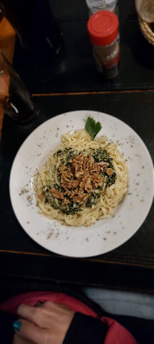 DOS 22 Restaurante - Gastronomía y hostelería