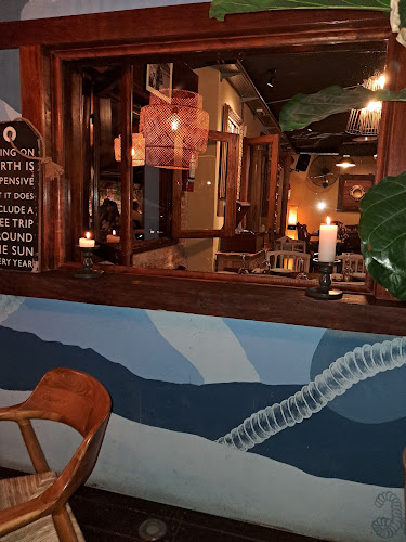 Comentarii opinii despre Ocho Nudos ~