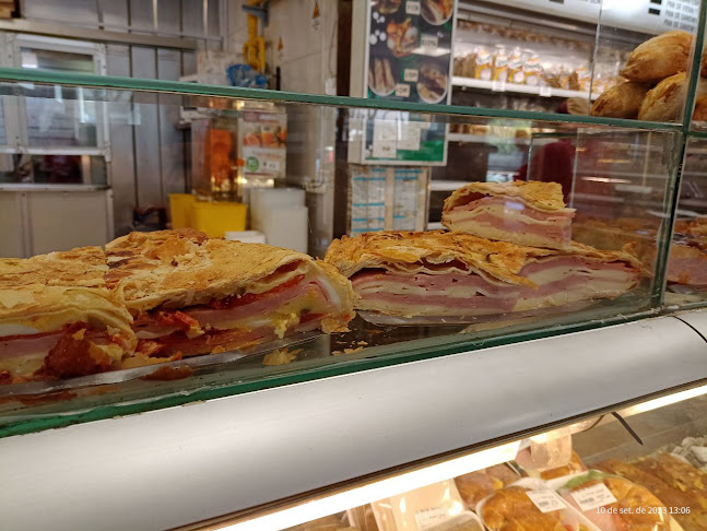 Comentarii opinii despre Confitería Nueva Rossell