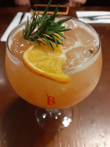 Opinii despre One Love în Montevideo - Gastronomía y hostelería