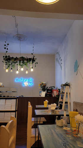 Comentarii opinii despre Cakes & Love Cafetería Boutique