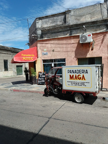 Comentarii opinii despre Panadería La Maga