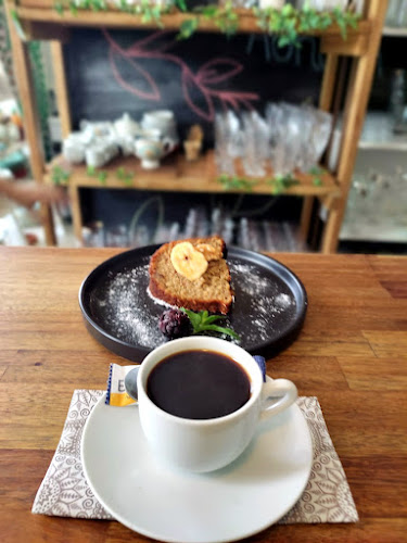 Aurora Food&Fashion Bistró - Gastronomía y hostelería