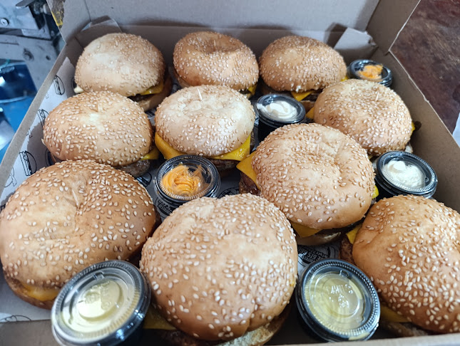 Comentarii opinii despre Chiviteria, restaurante, pizzeria El Correcaminos