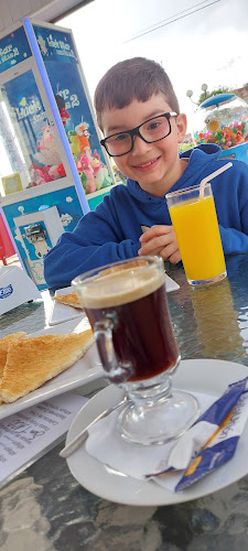 Coffee & Ice Cream - Young